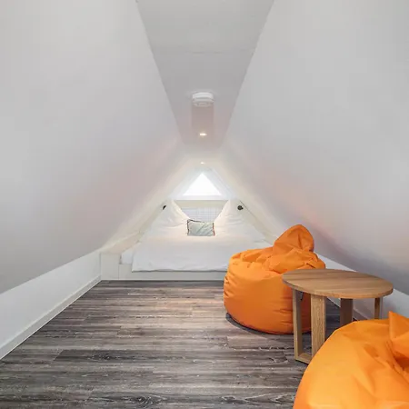 Апартаменты Tom's Hof Ferienwhg Alex Дирхаген